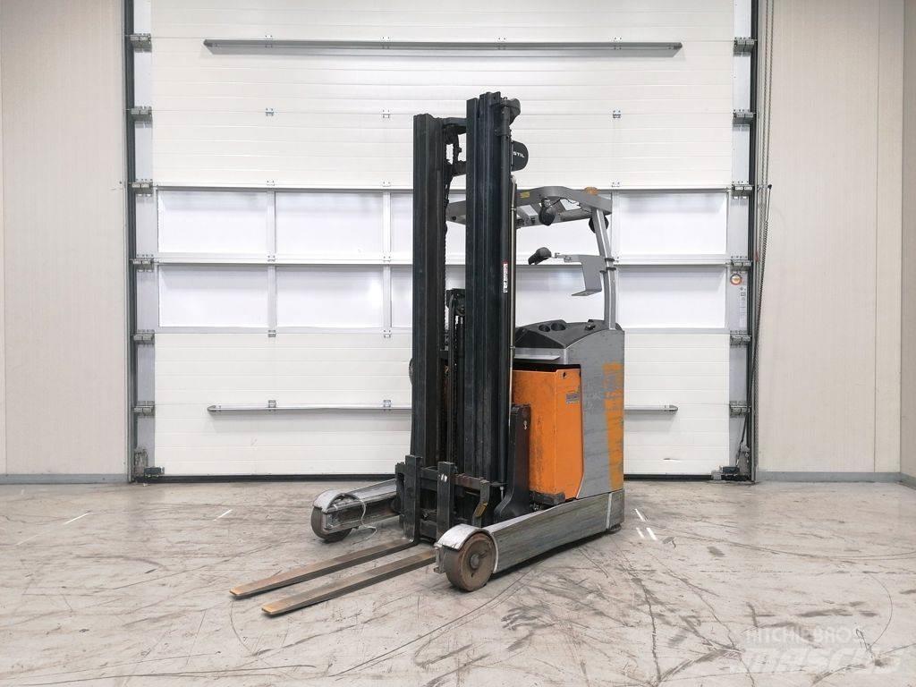 Still FM-X 14 Reachtruck voor hoog niveau