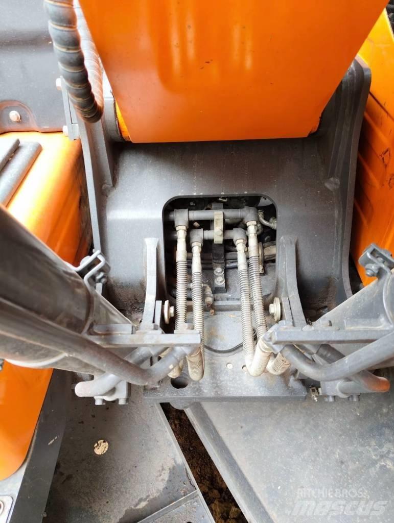 Doosan DX 150W-9C Wielgraafmachines