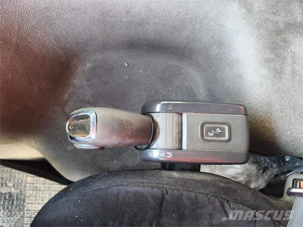 Volvo FM 380 6X2 Chassis met cabine