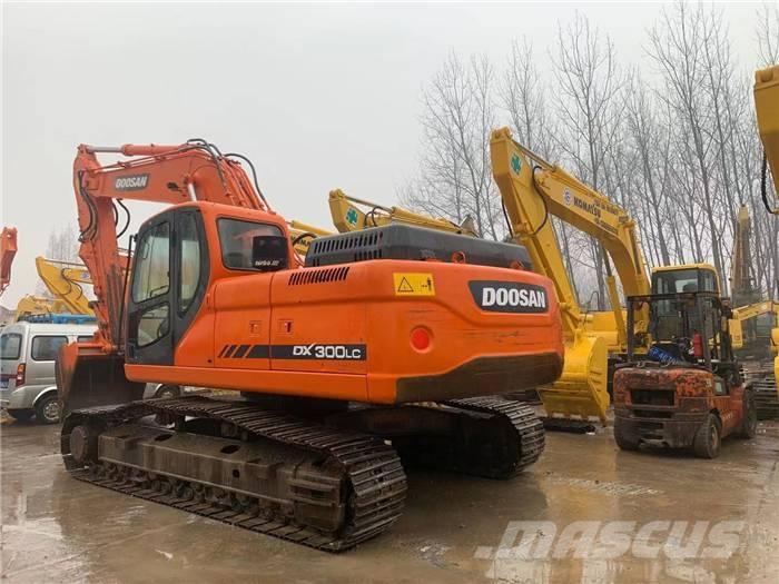 Doosan DX 300 Rupsgraafmachines