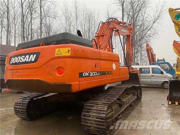 Doosan DX 300 Rupsgraafmachines