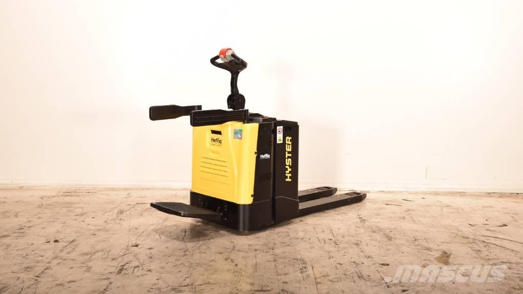Hyster P 2.0 S Pallettruck met meerij platform