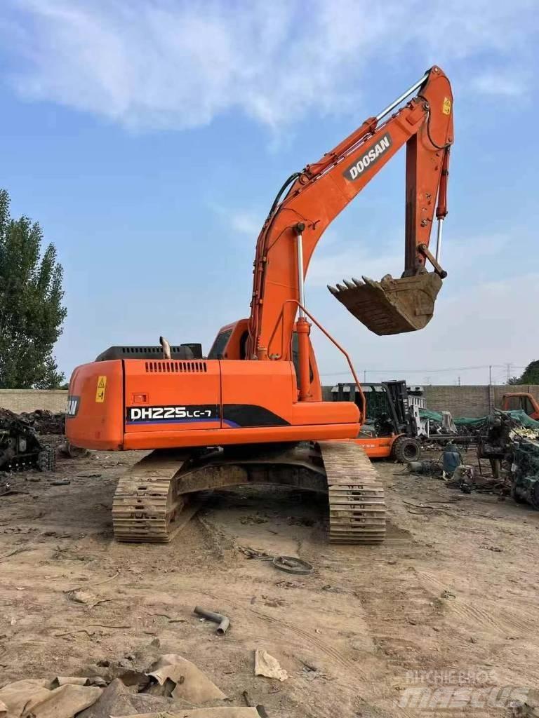 Doosan DH 225 LC-7 Rupsgraafmachines
