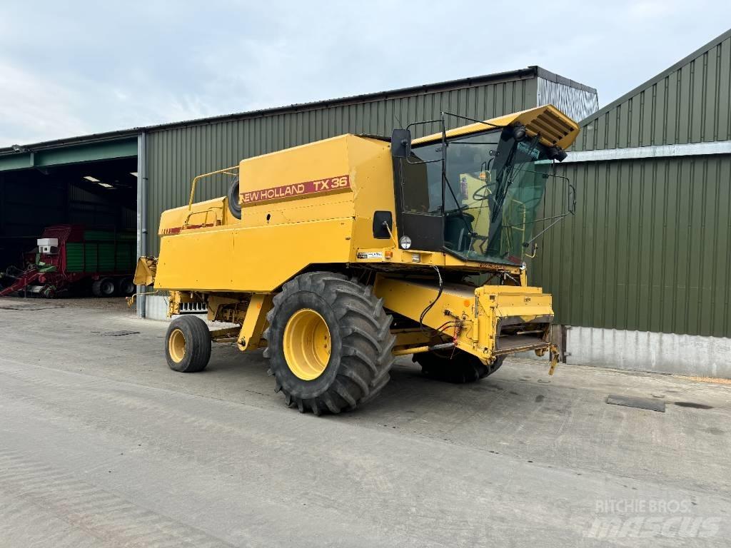 New Holland TX 36 Maaidorsmachines