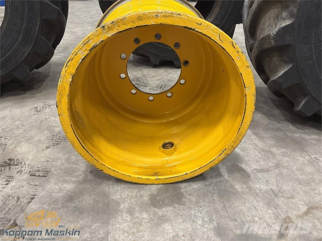 Rottne H8 24x26,5 Banden, wielen en velgen