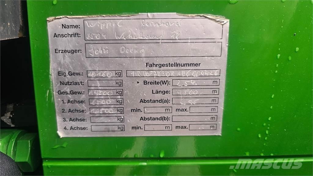John Deere 7230R Tractoren