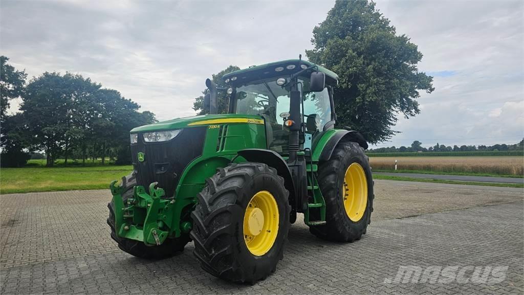 John Deere 7230R Tractoren