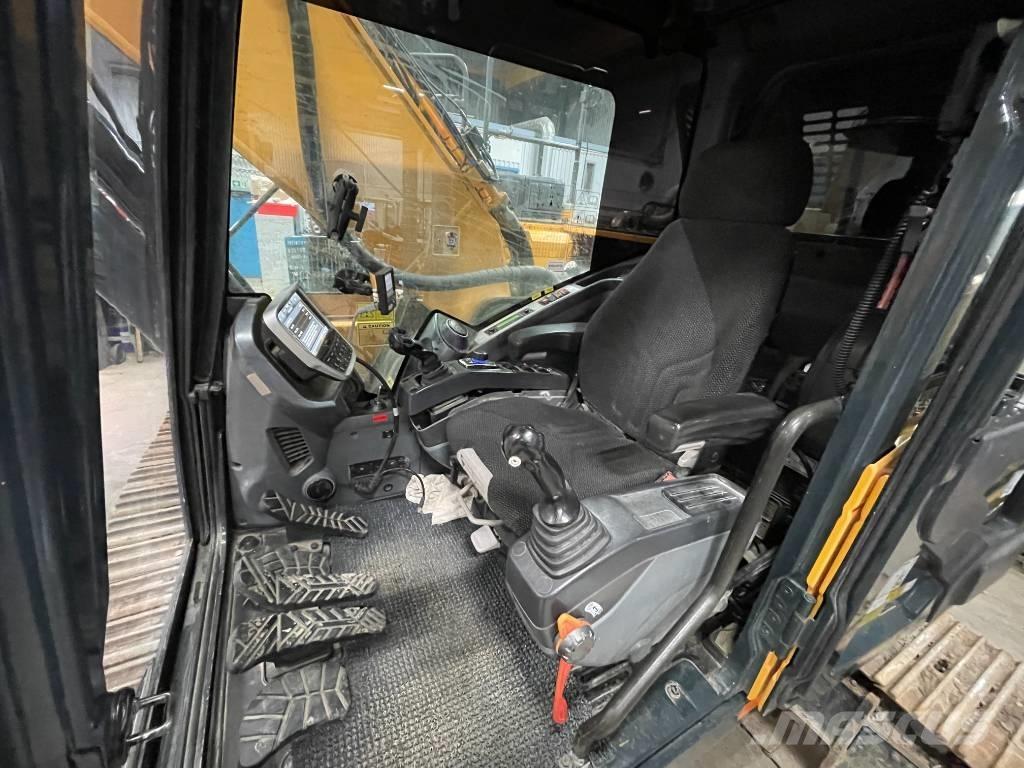 Hyundai HX 260 L Rupsgraafmachines