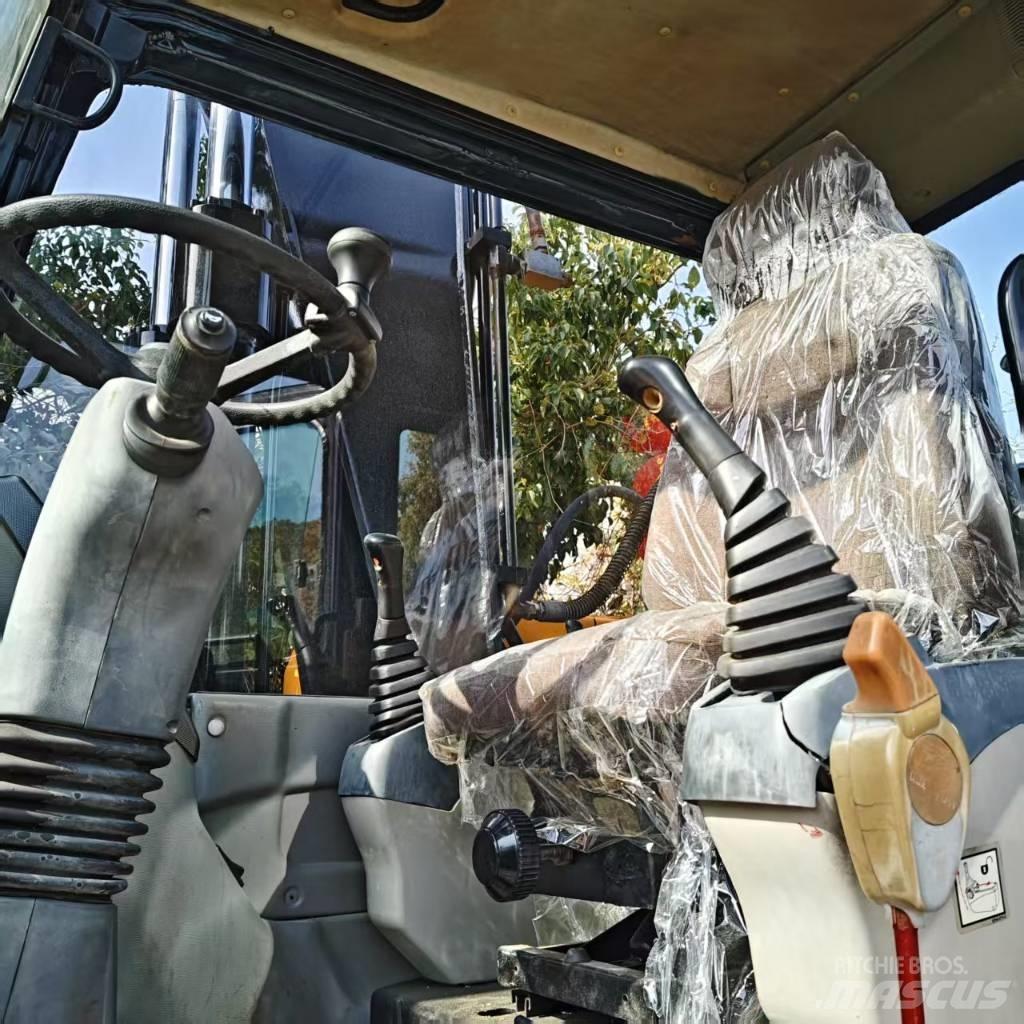 Hyundai 150w Wielgraafmachines