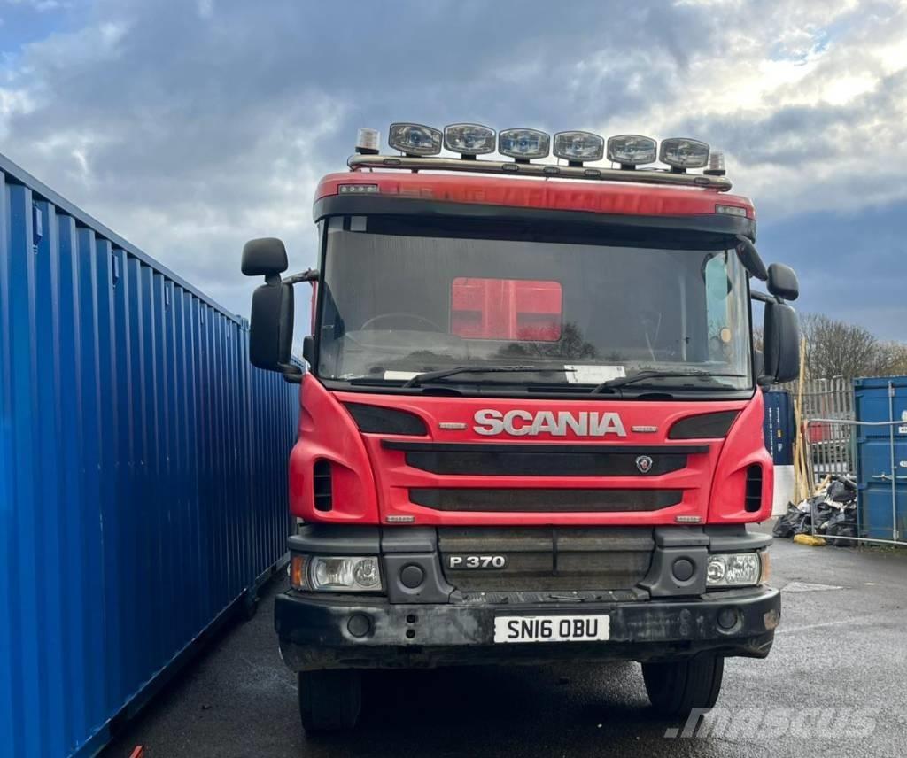 Scania P 370 Kipper
