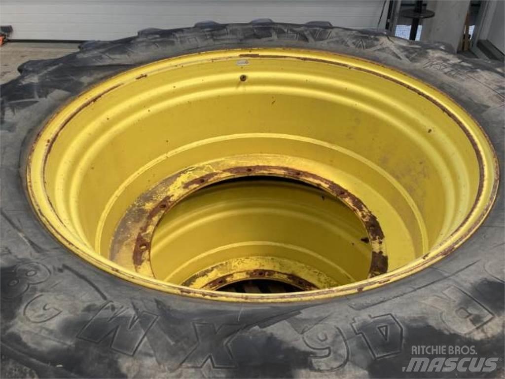 Michelin 620/70R46 Banden, wielen en velgen