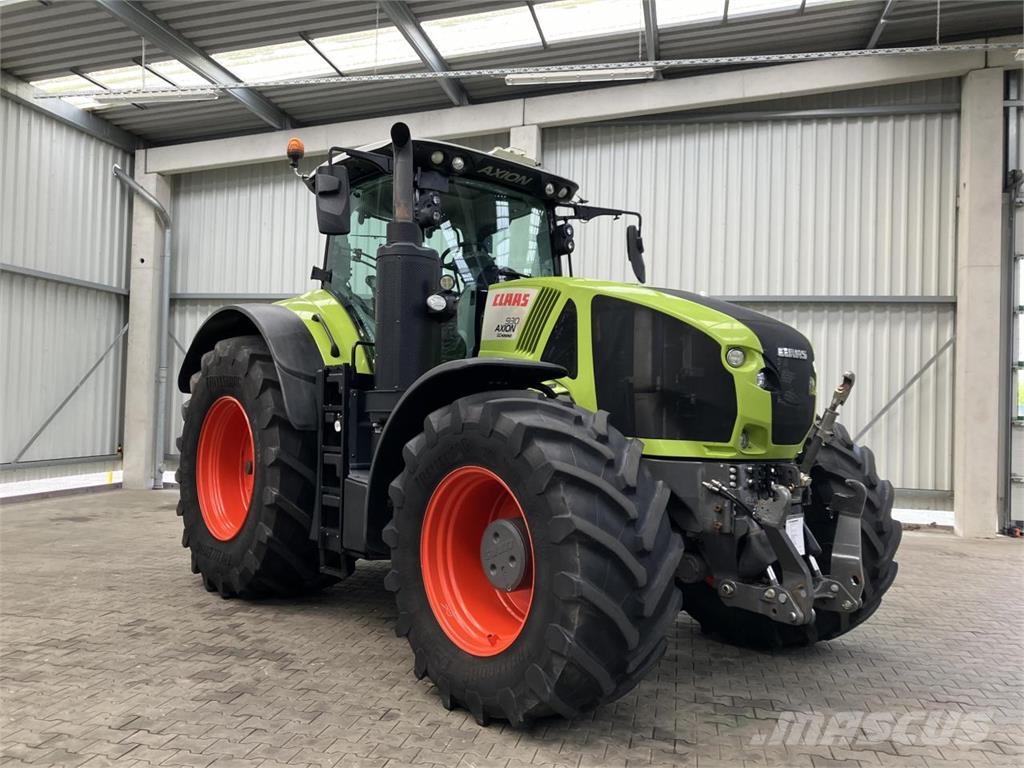 CLAAS Axion 930 Tractoren