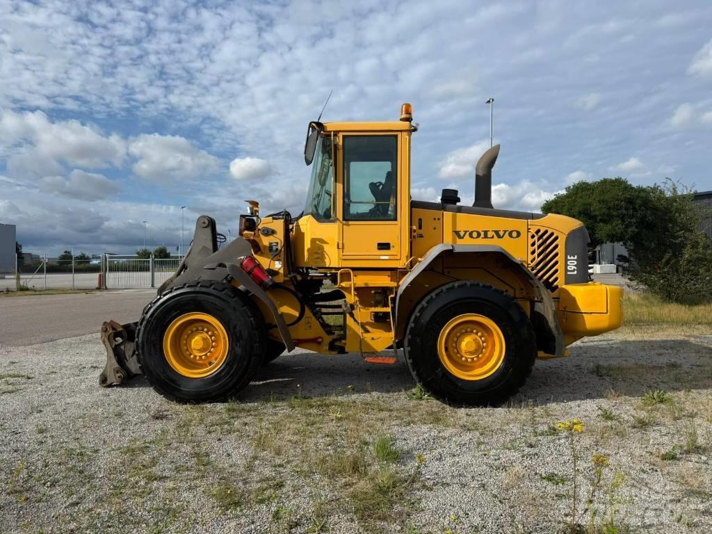 Volvo L 90 E Wielladers