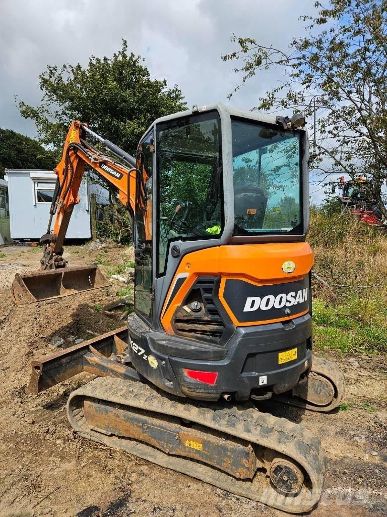 Doosan DX 27 Z Minigraafmachines < 7t