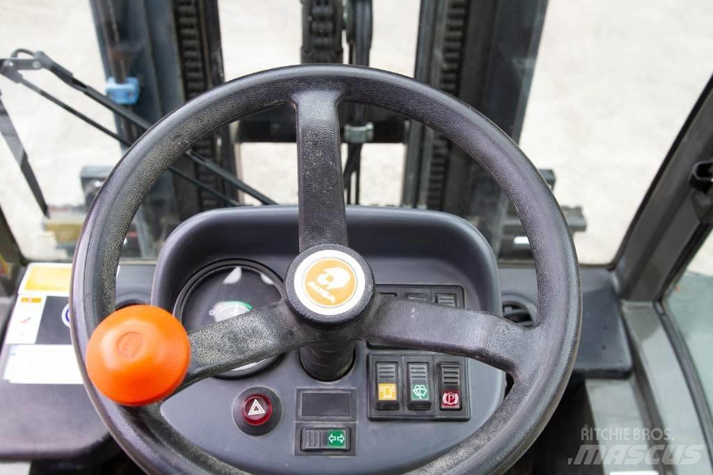 Ausa C 250 H Vorkheftruck voor zwaar terrein