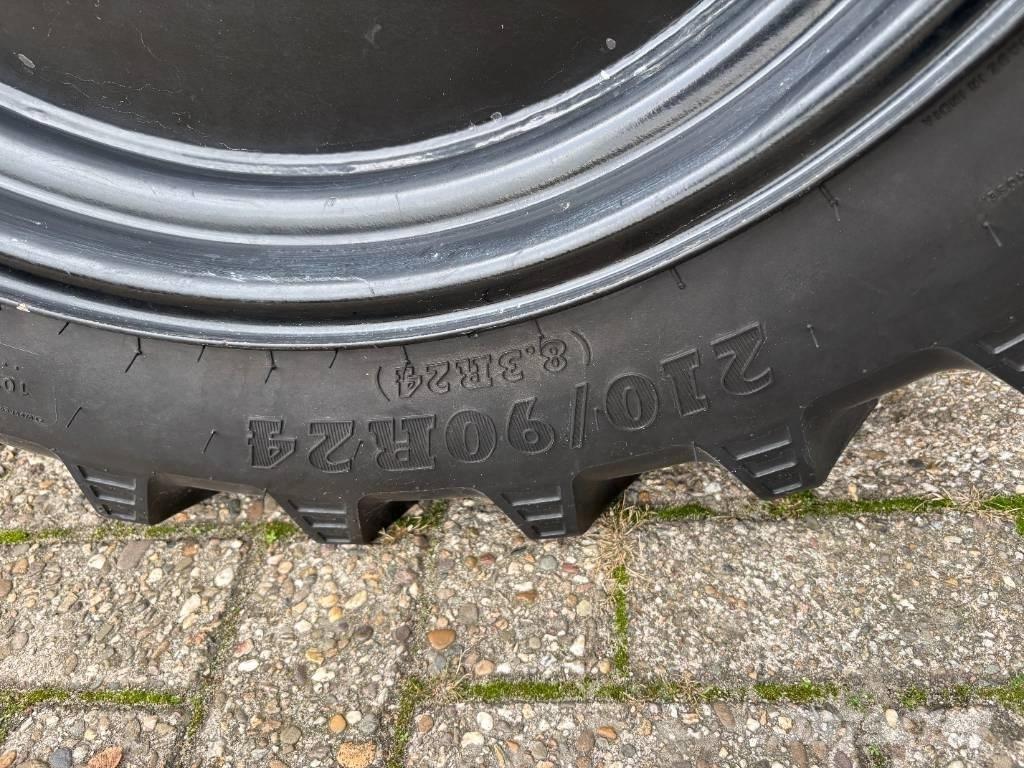 Kioti CK 3310 HST Compacttrekkers
