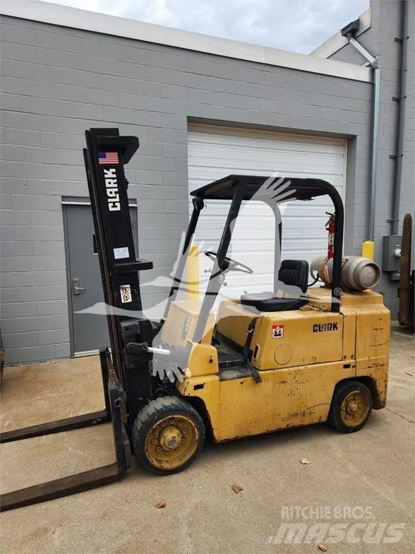 Clark C500-80 Diesel heftrucks