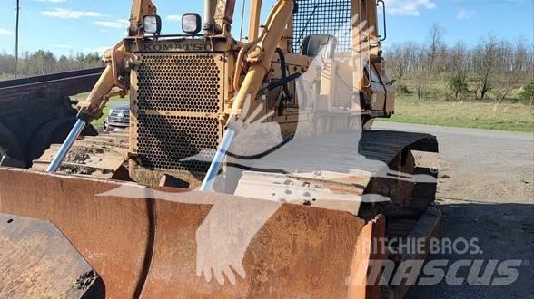 Komatsu D65P-7 Rupsdozers