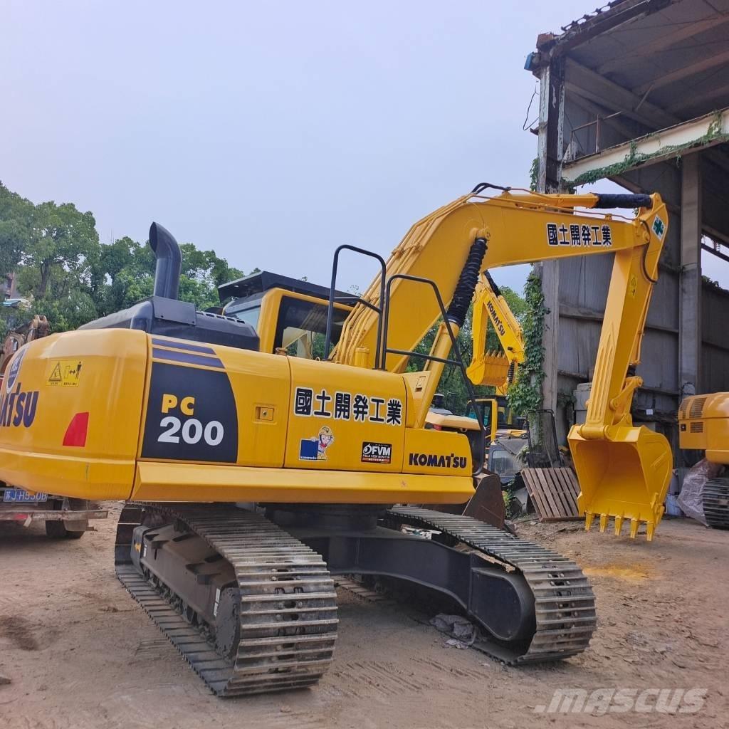 Komatsu PC 200 Rupsgraafmachines