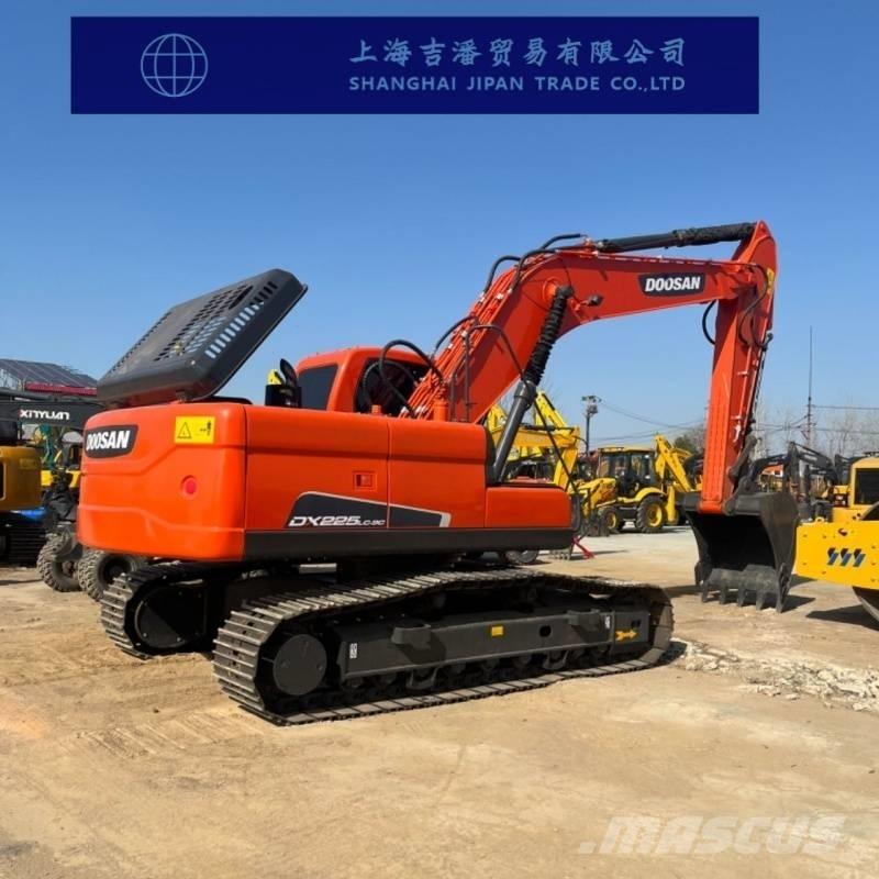 Doosan DX 225 Rupsgraafmachines