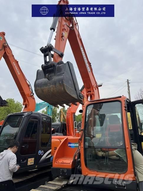 Doosan DX 75 Rupsgraafmachines