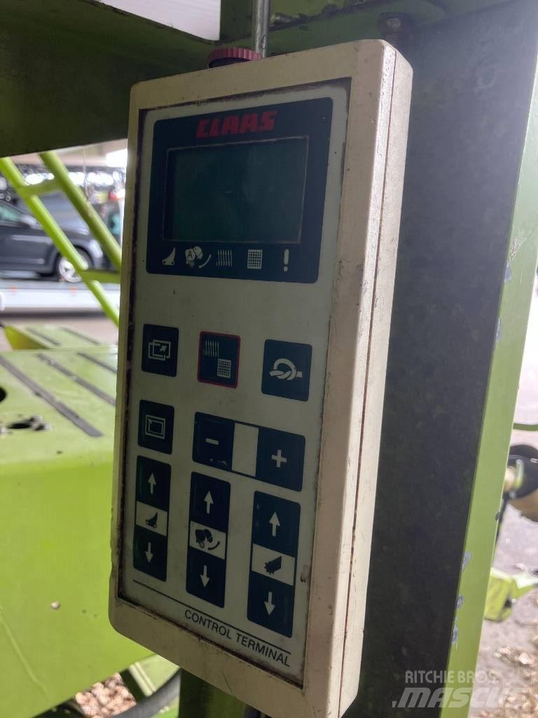 CLAAS Rollant 255 RC Ronde-balenpersen