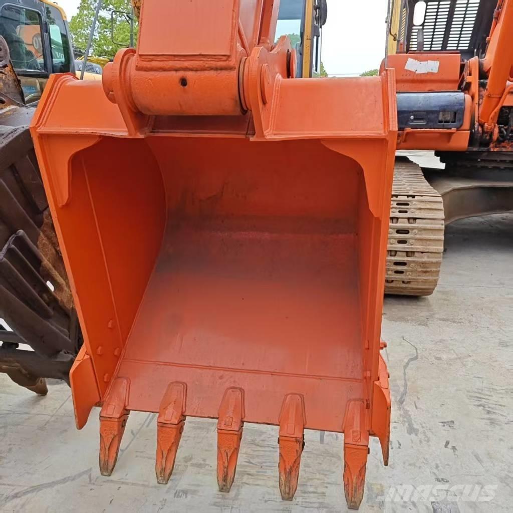 Hitachi ZX 210 Rupsgraafmachines