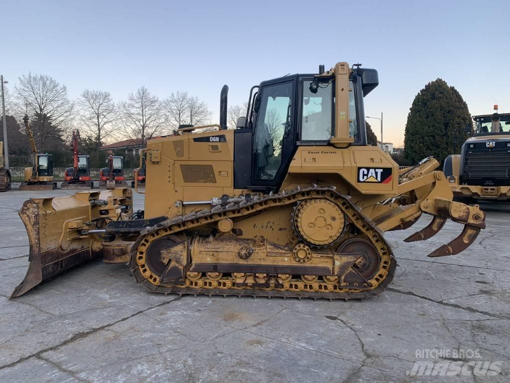 CAT D 6 N XL Rupsdozers