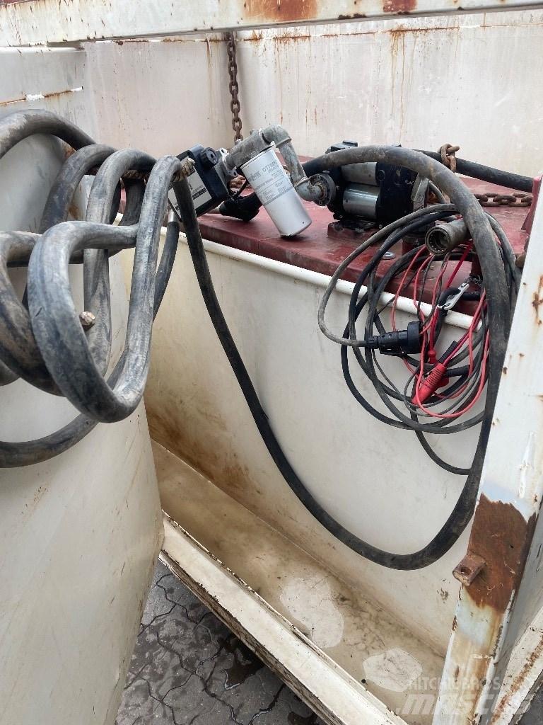  Roug 2000 L Tank Bouw - Overige