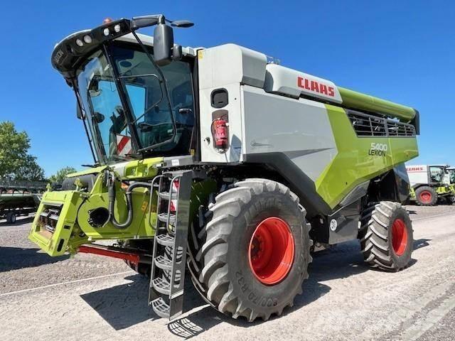 CLAAS LEXION 5400 Maaidorsmachines