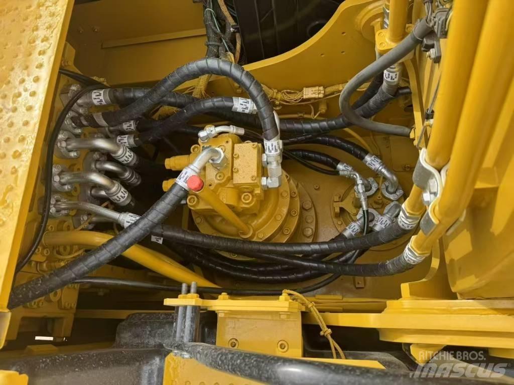 CAT 323GC Rupsgraafmachines