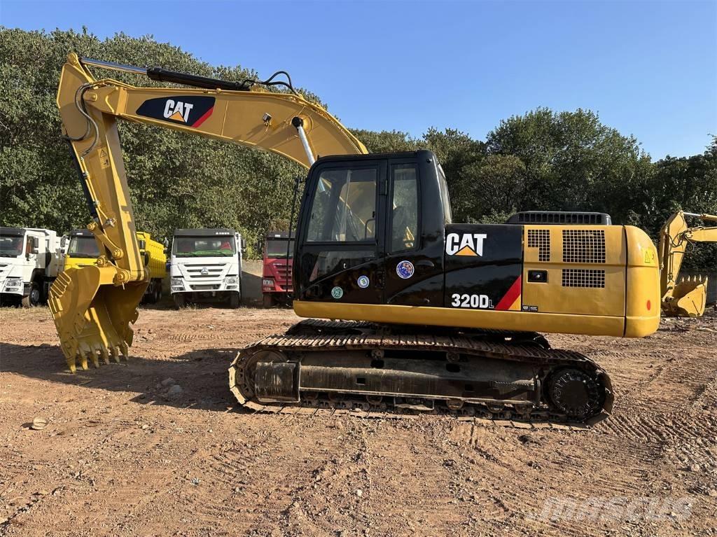 CAT 320 D Rupsgraafmachines