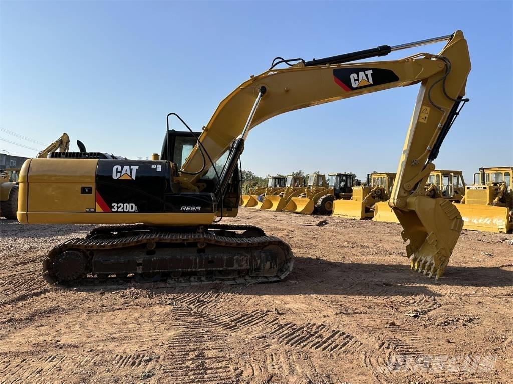 CAT 320 D Rupsgraafmachines