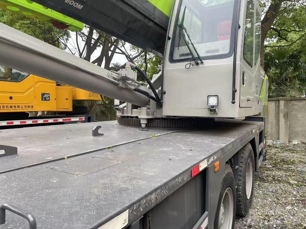 Zoomlion 25 T Kranen voor alle terreinen