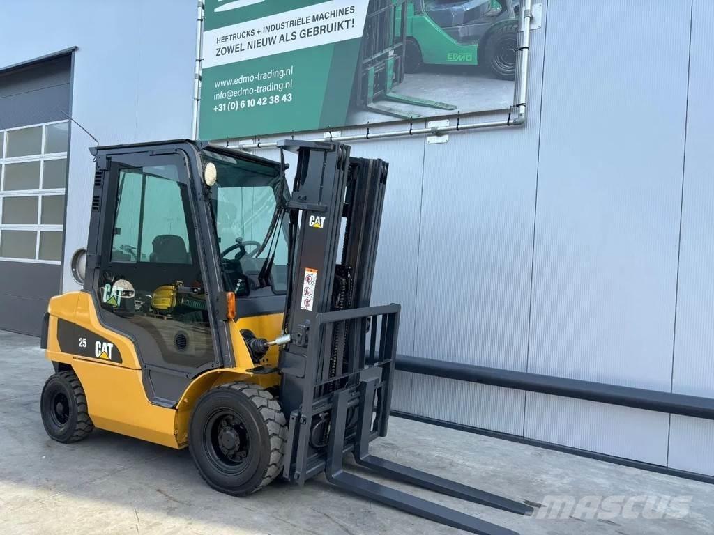 CAT GP25N Heftruck LPG heftrucks