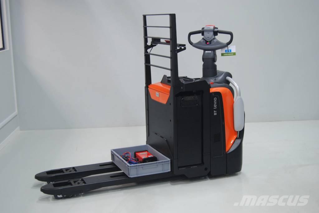 Toyota LPE250 Pallettruck met meerij platform