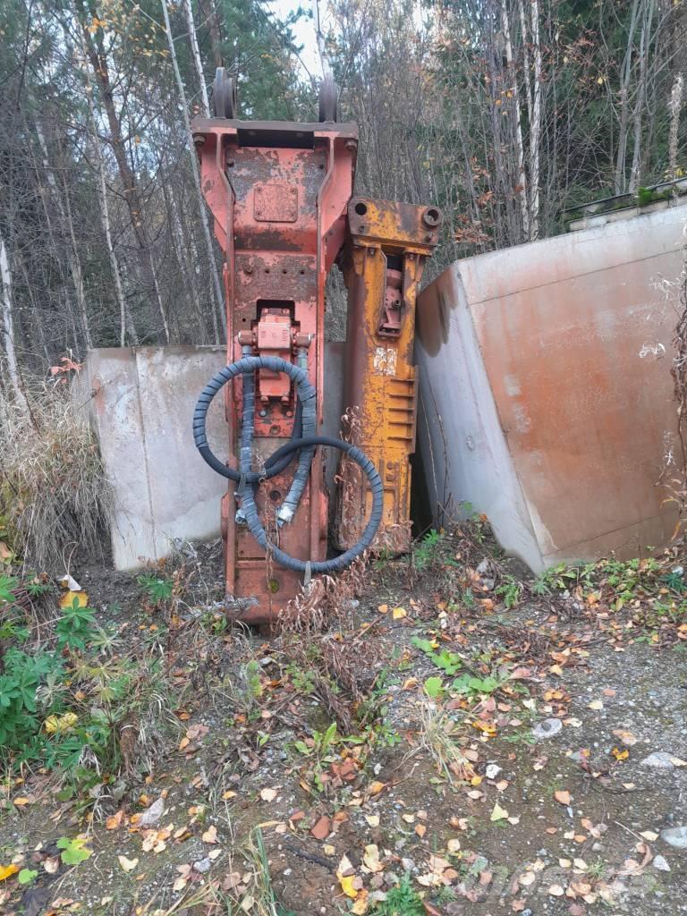 NPK E-216B Hamers en brekers