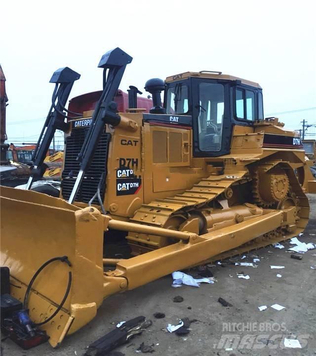 CAT D7H Rupsdozers