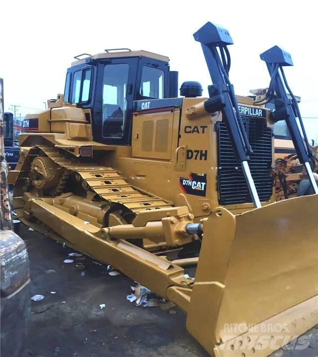 CAT D7H Rupsdozers