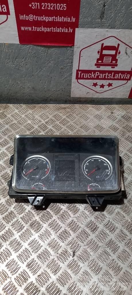 Scania R 440   2052210 Cabine en interieur