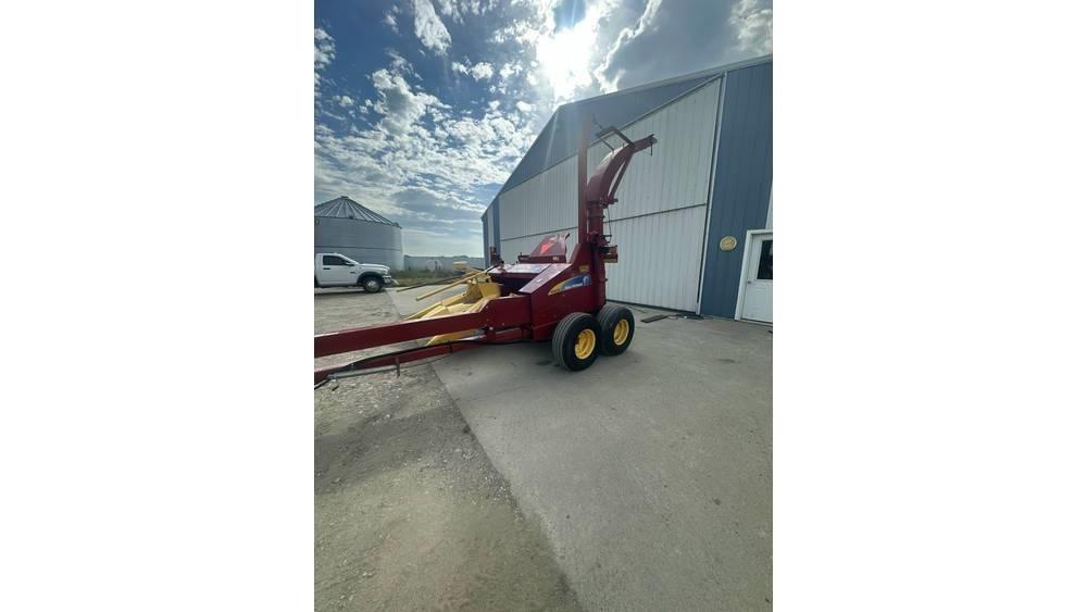 New Holland FP230 Getrokken veldhakselaar