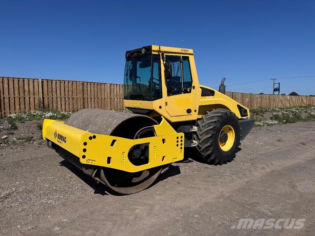 Bomag BW 213 D H-4 Trilrolwalsen
