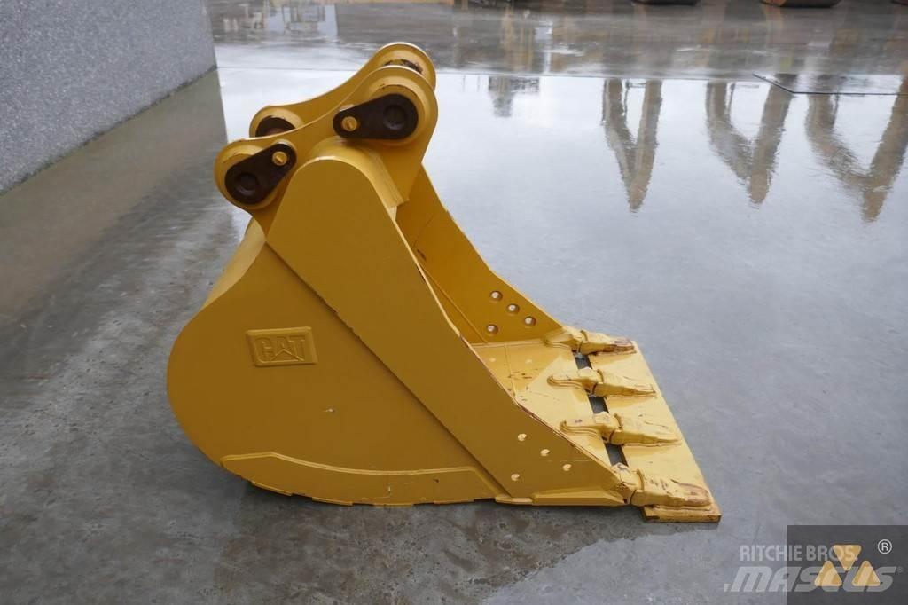 CAT 320 Bucket Bakken