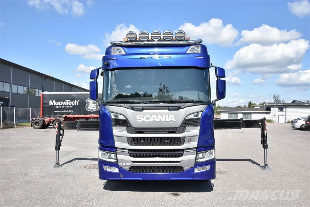 Scania G450 8X4 Vlakke laadvloer met kraan