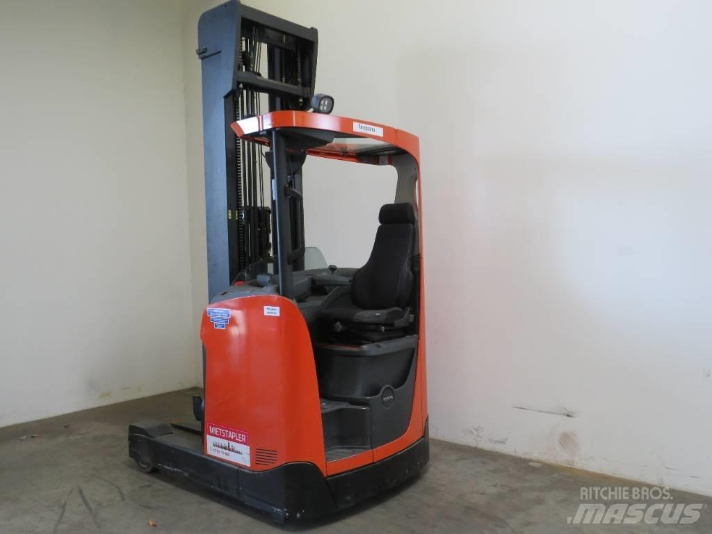 BT RR E 160 H Reachtruck voor hoog niveau