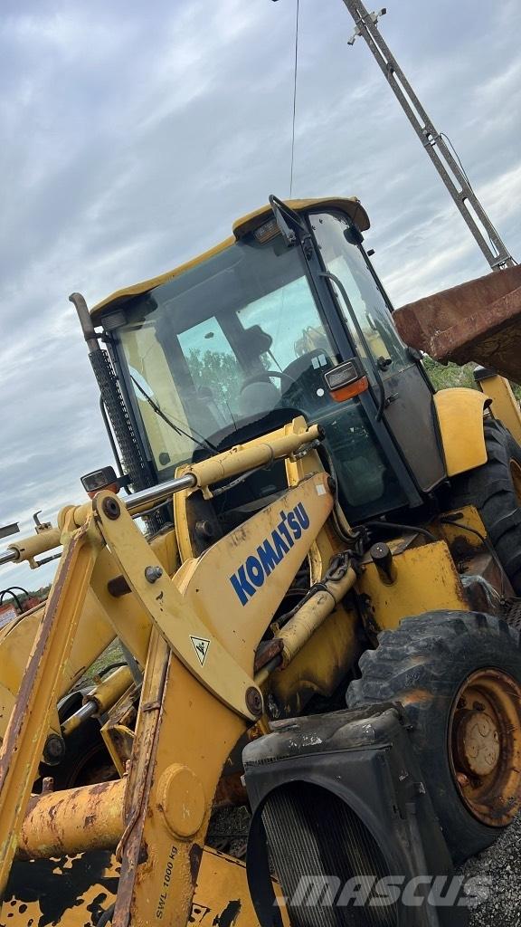 Komatsu WB 93 R Chassis en ophanging