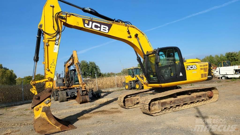 JCB JS 220 LC Rupsgraafmachines
