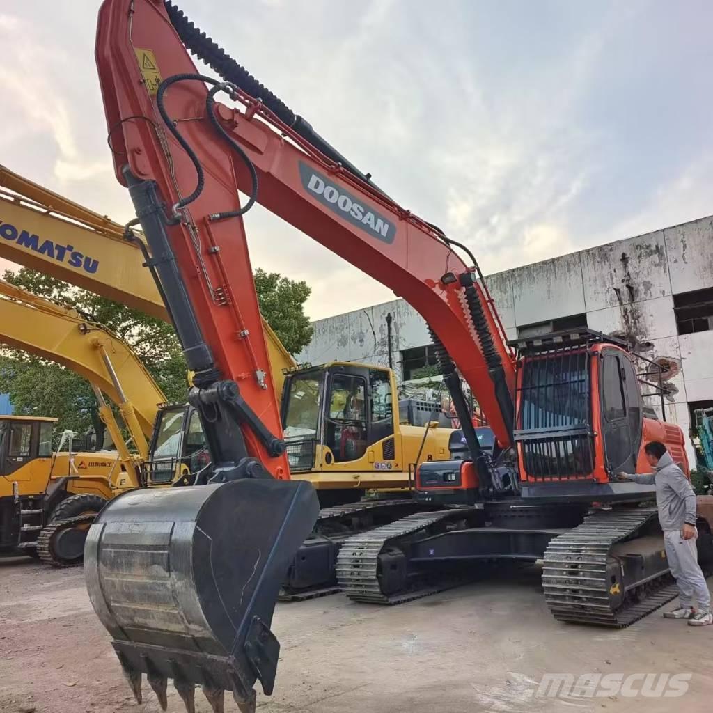 Doosan DX 300 Rupsgraafmachines