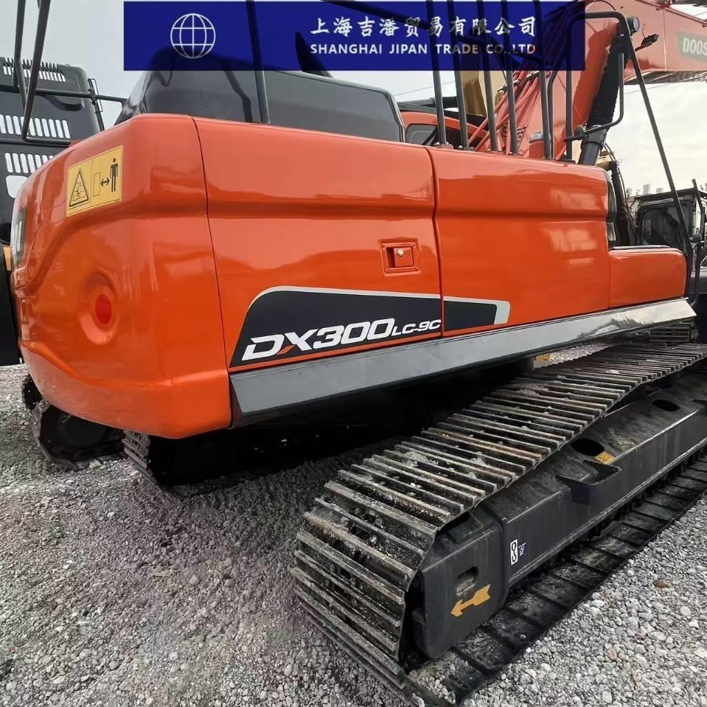 Doosan DX 300 LC Rupsgraafmachines