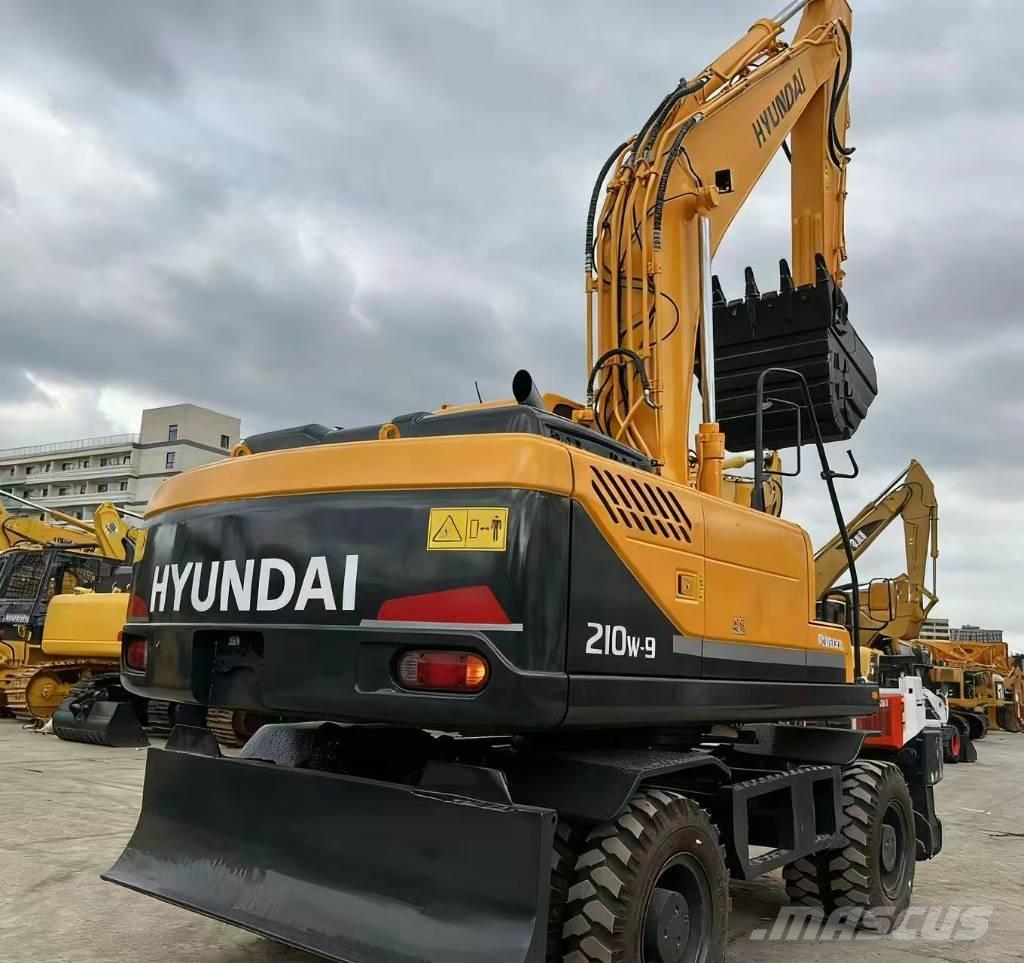 Hyundai 210W -9 Wielgraafmachines